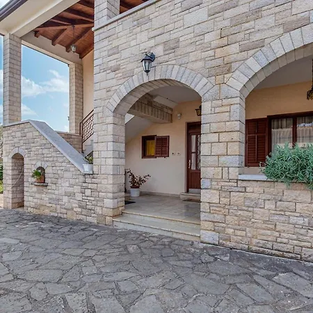 Silva Apartman *
